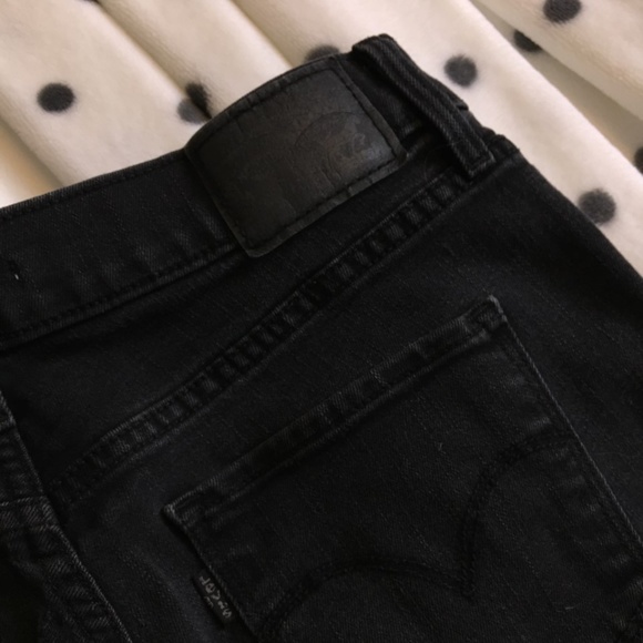 Levi's - Black 311 Shaping Skinny Jeans - Picture 3 of 4